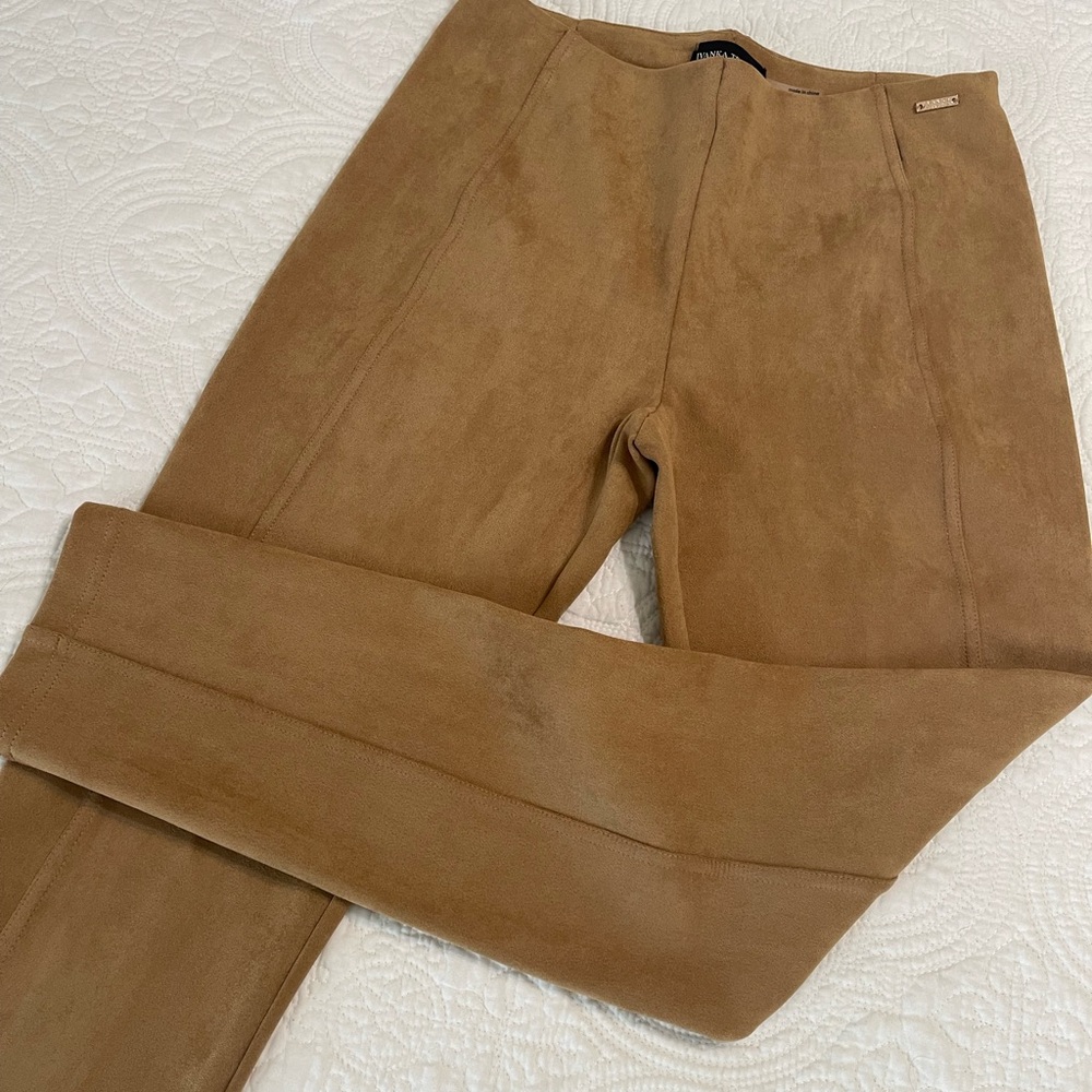Beautiful Tan Suede Ivanka Trump Leggings - Small (2-4)